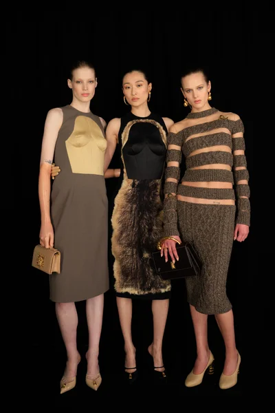 Look 33